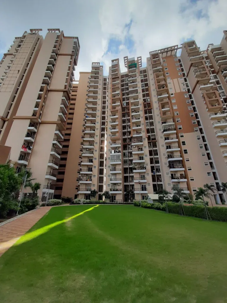 Jasmine Grove - Offering 2 BHK, 3 BHK and 4 BHK Apartments in Ghaziabad
